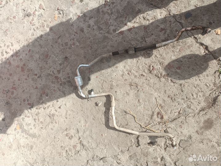 Трубка кондиционера Renault Logan 1 924809007R