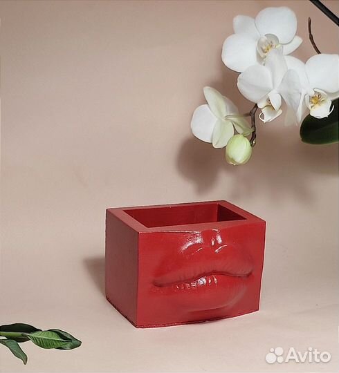 Гипсовое кашпо