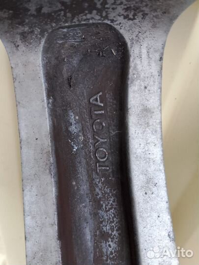 Диск колесный оригинал Leksus. LS400