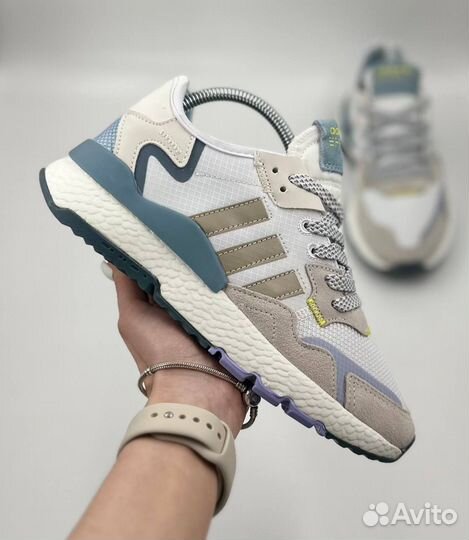 Кроссовки женские Adidas Jogger