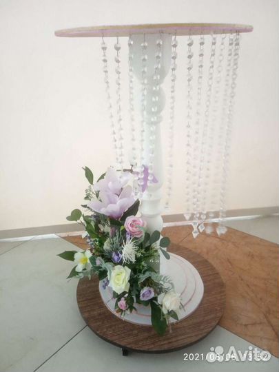 Столик для торта