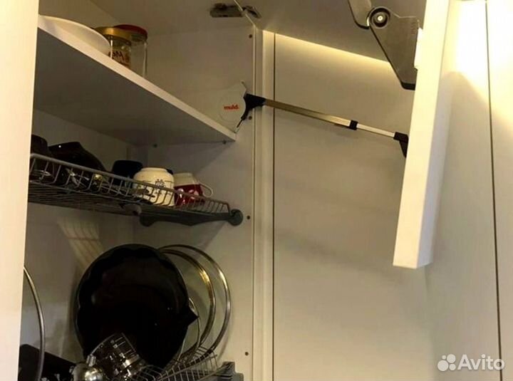 Кухня хайтек по вашим размерам