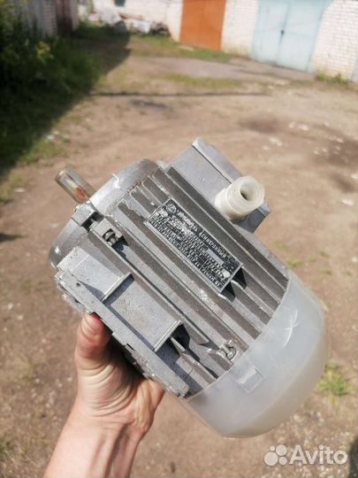 Электродвигатель