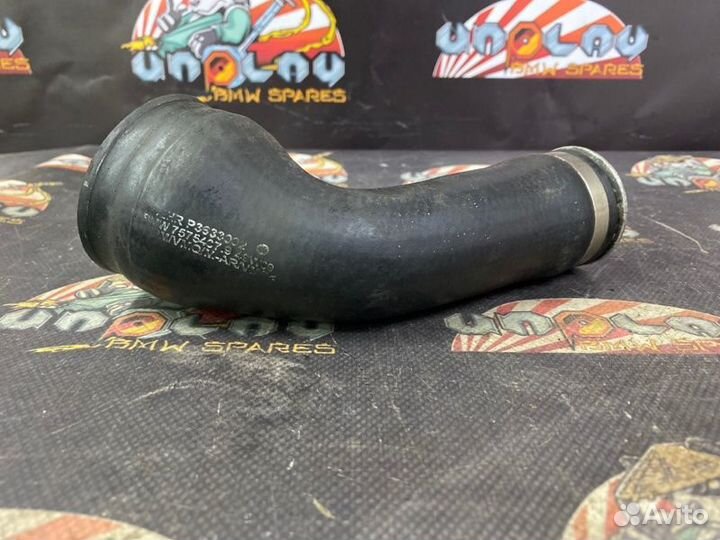 Патрубок интеркулера Bmw F02 седан N63B44A 10