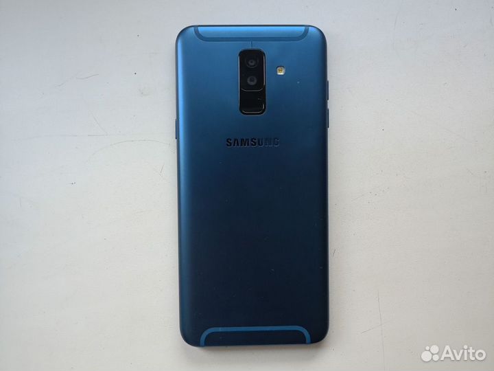 Samsung Galaxy A6, 4/32 ГБ