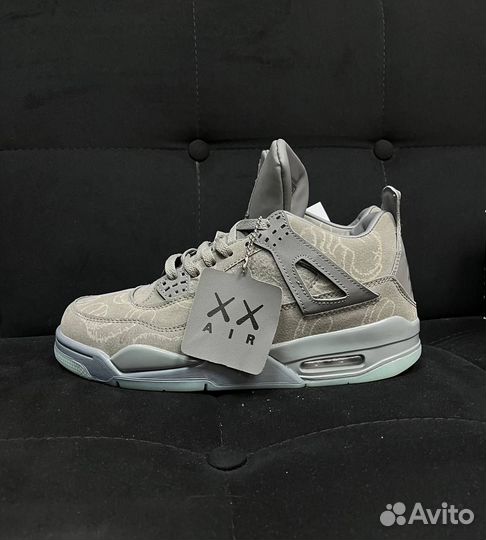 Кроссовки Nike Kaws 41-43, ваш идеальный аксессуар