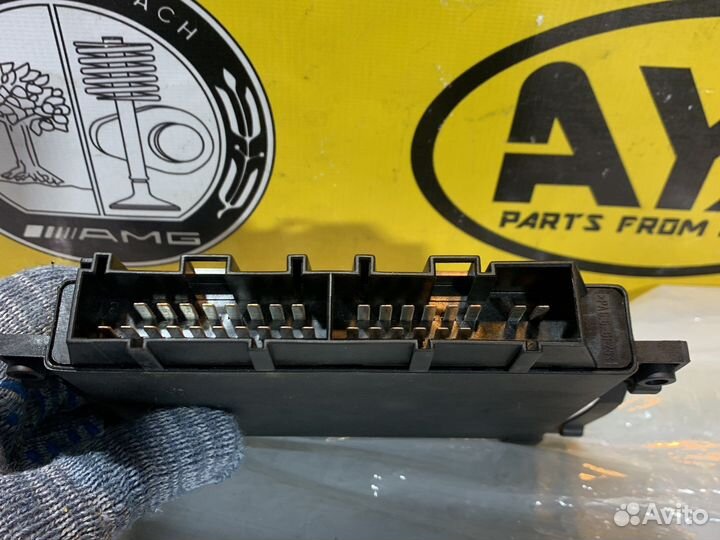 Блок управления парктрониками w219