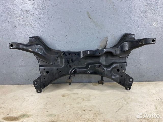 Подрамник Mitsubishi Outlander 1 CU 2002