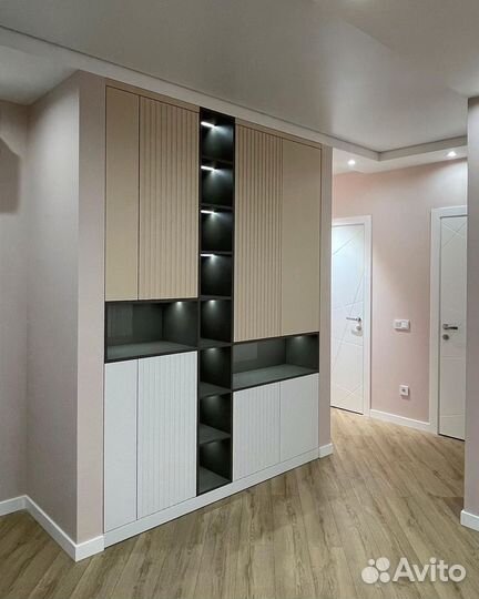 Шкаф распашной с фрезеровкой