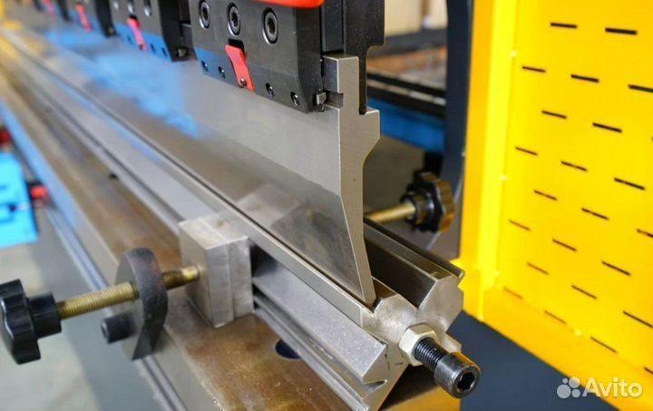 Листогибочный пресс 100/2500 с чпу E22