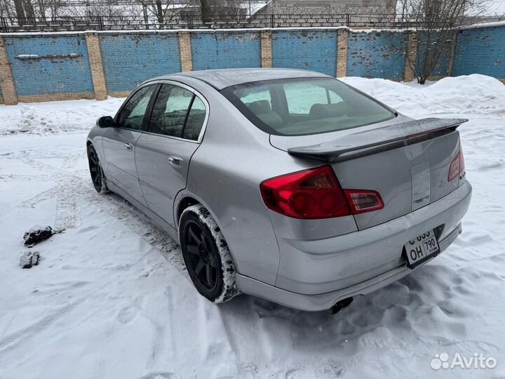 Nissan Skyline 2.5 AT, 2001, 186 300 км