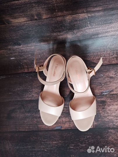 Босоножки женские 36 размер