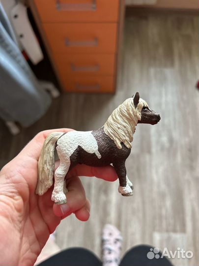 Фигурки лошадей schleich