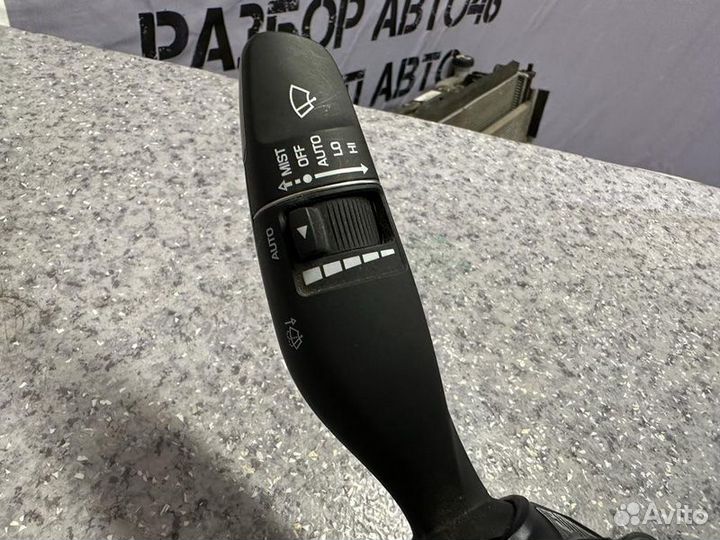 Подрулевые переключатели Genesis G70 2.0 G4KL 2WD