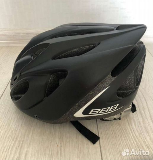 Шлем велосипедный 