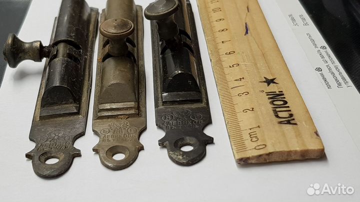 Шпингалеты ри