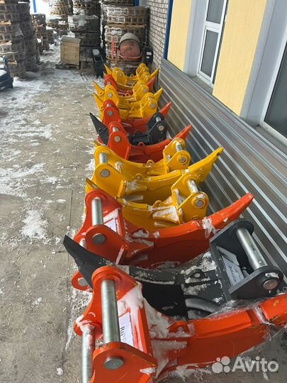 Однозубый рыхлитель Hyundai R210LC-7 ST (с пальцам