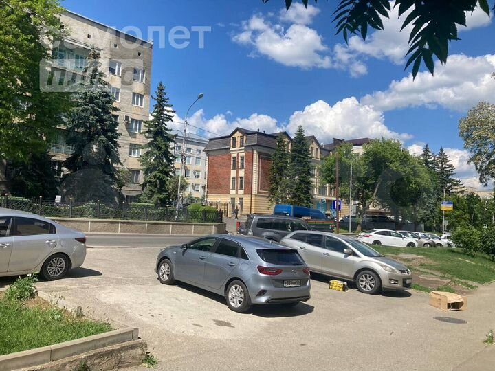 Сдам торговое помещение, 135 м²