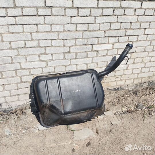 Топливный бак Audi 80 90 B3