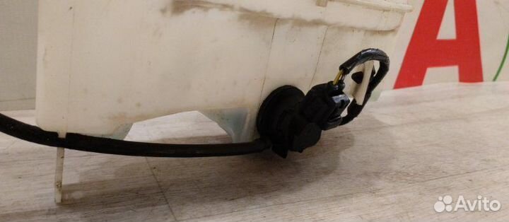 Бачок омывателя Mazda Mazda 3 BK Z6 (1.6) 2007