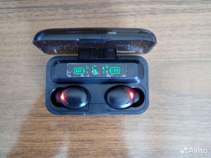 Беспроводные наушники tws f9 с power bank