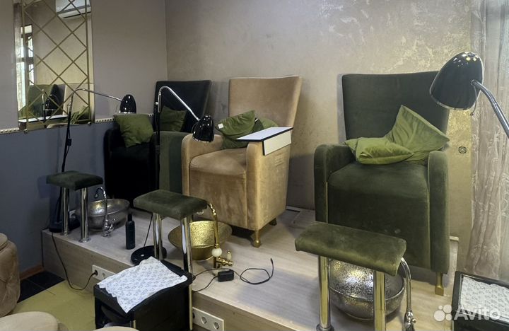 Кресло трон для педикюра