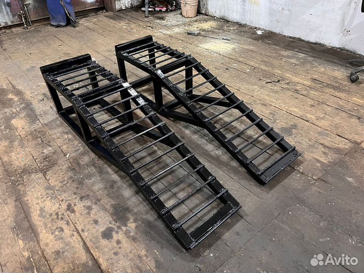 Мини эстакада для автомобиля