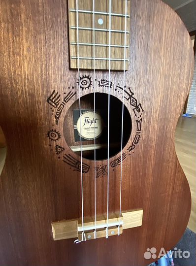 Укулеле баритон Flight NUB310