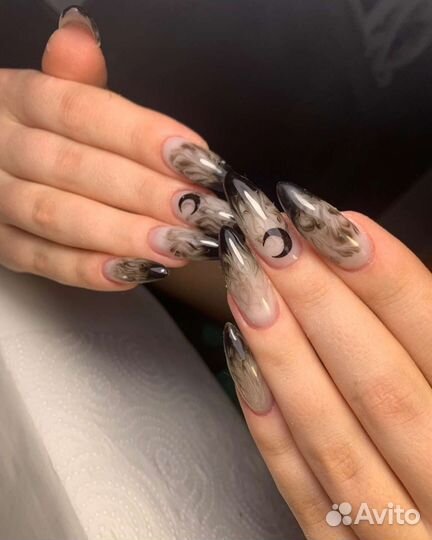 Мастер маникюра