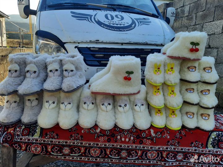 Теплая домашняя обувь