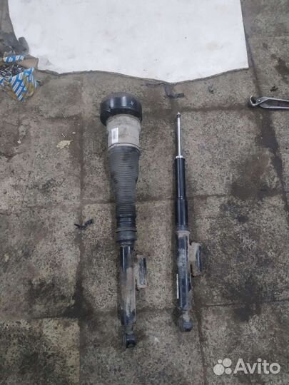 Задний амортизатор Mercedes W221