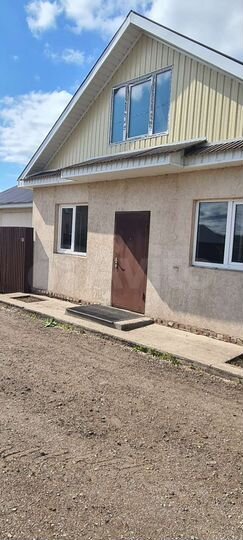 Дом 425 м² на участке 7,22 га