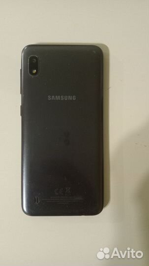 Samsung Galaxy A10, 2/32 ГБ