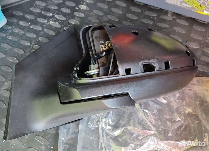 Зеркало на chevrolet cruze левое
