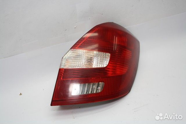 Фонарь 5J6945096 задний правый Skoda Fabia
