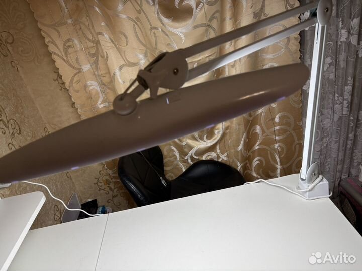 Лампа настольная