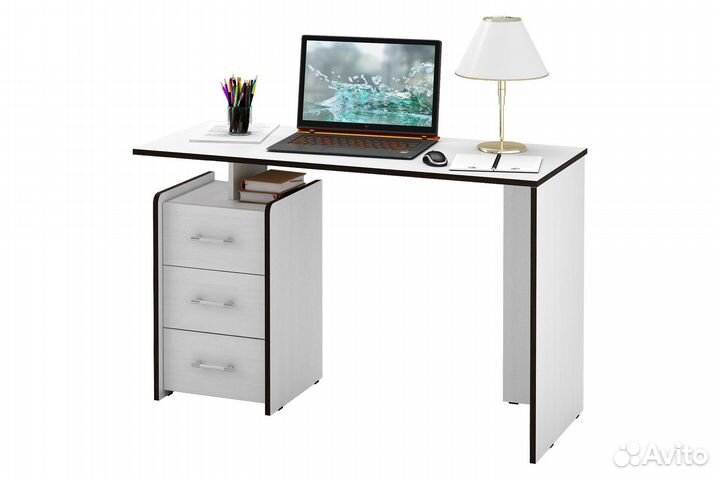 Компьютерный стол белый