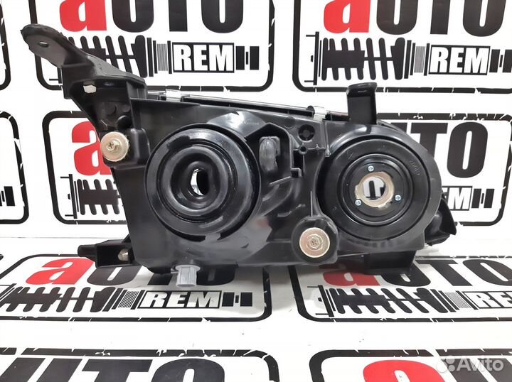 Фары Toyota Ipsum SXM10 96-98, комплект SET13 Narichin SET13