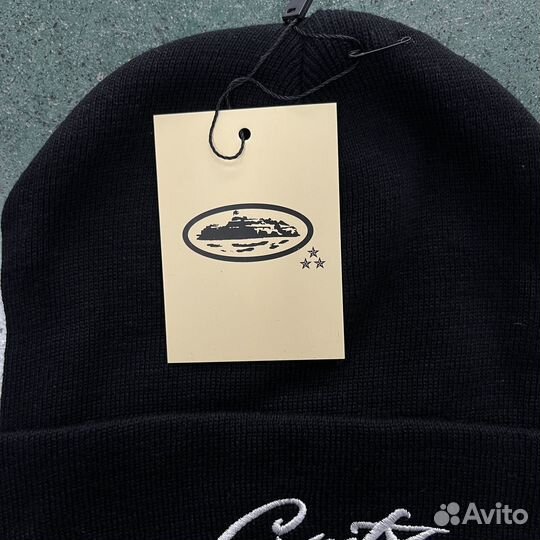 Шапка Demon Embroidered Beanie