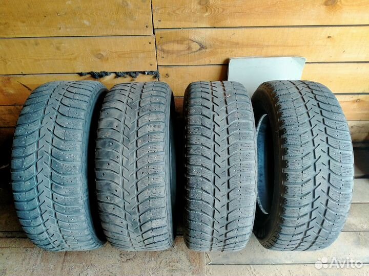 Bridgestone Ice Cruiser 5000 235/60 R16