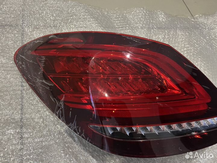 Левый задний фонарь Mercedes w205 рестайл новый