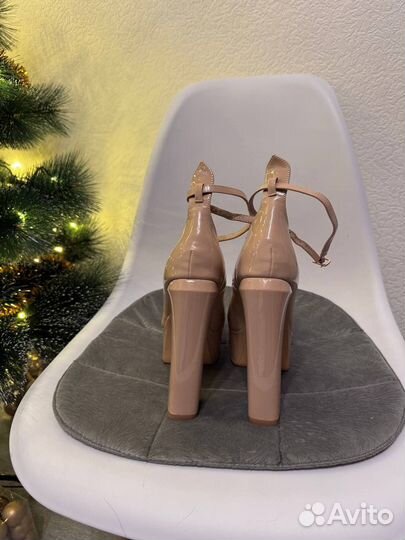 Туфли женские 39 размер