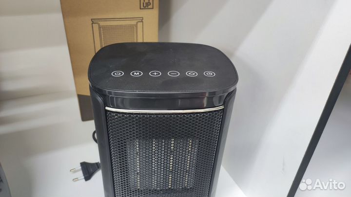 Тепловентилятор с пультом поворотный