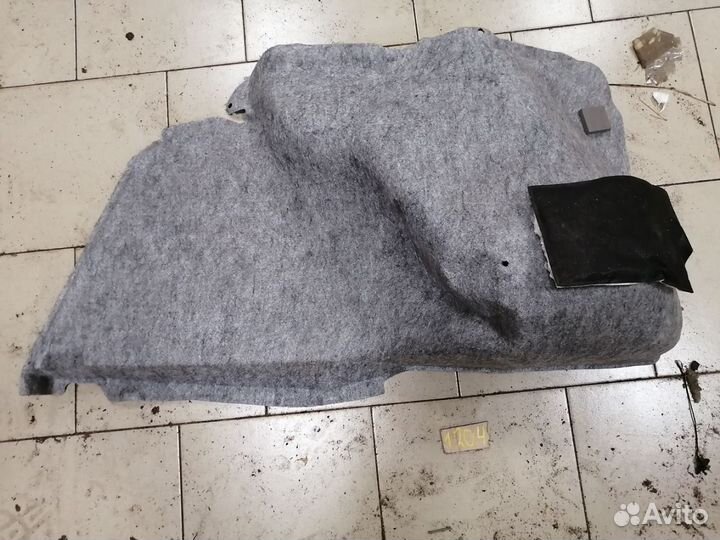 Обшивка багажника левая Mazda 3 BM седан