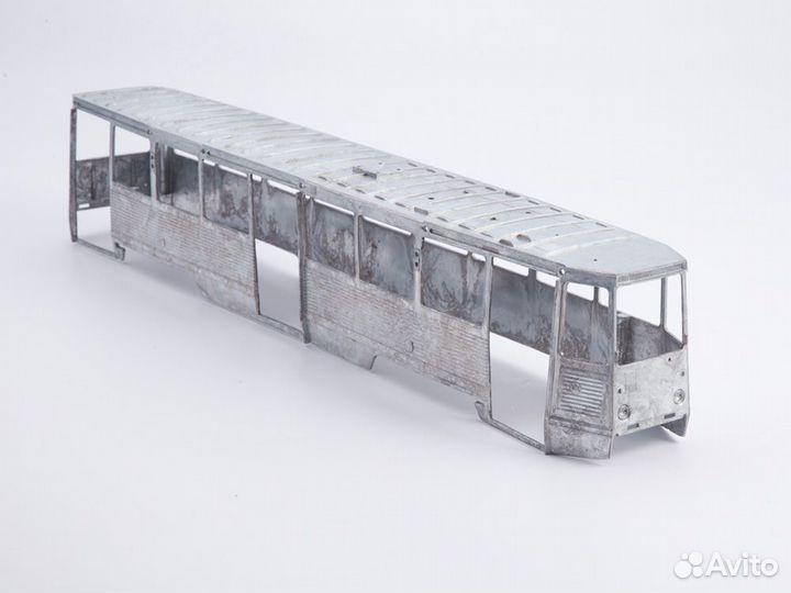 Сборная модель Трамвай ктм-5М3 4032AVD