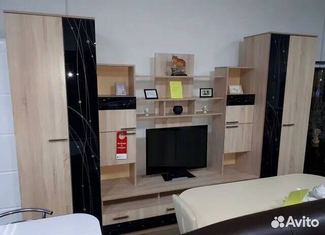 Стенка в гостиную