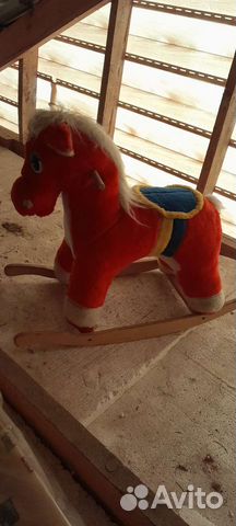 Лошадь качалка