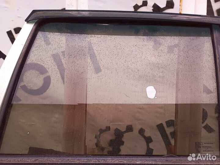 Стекло двери задней левой Daewoo Nexia (N150) I