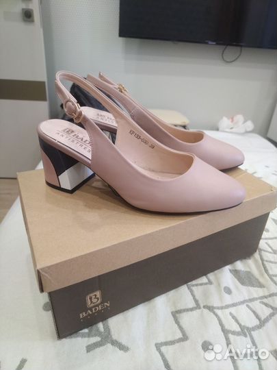 Босоножки с закрытыми носиками