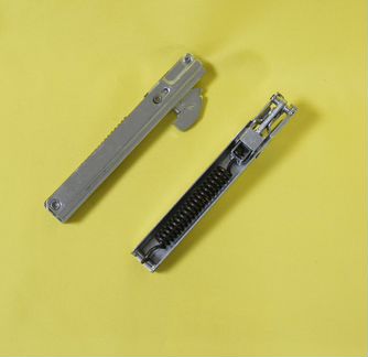 Кронштейн петля двери духовки Gefest Гефест